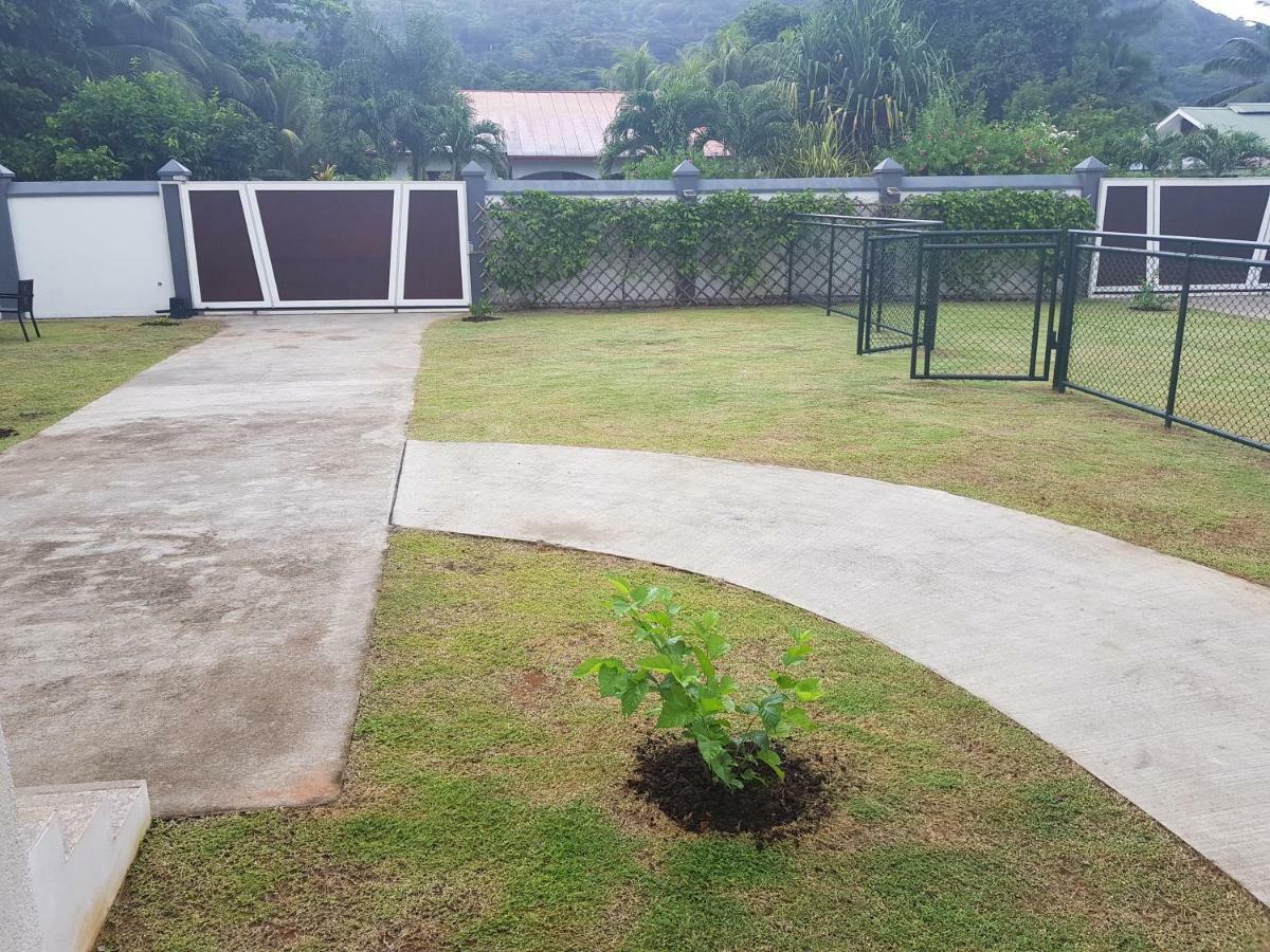Maison Cattleya Selfcatering Apartment Anse Royale Bagian luar foto