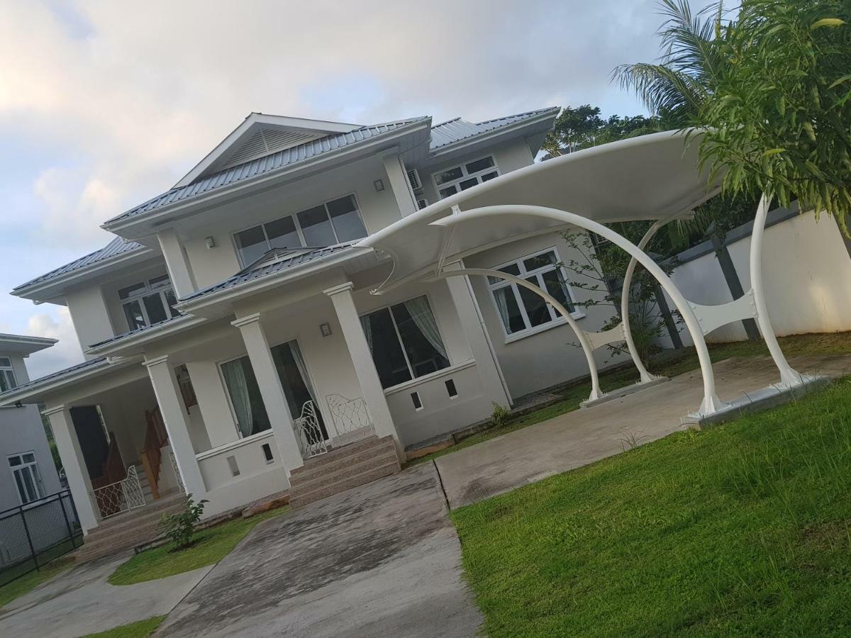 Maison Cattleya Selfcatering Apartment Anse Royale Bagian luar foto