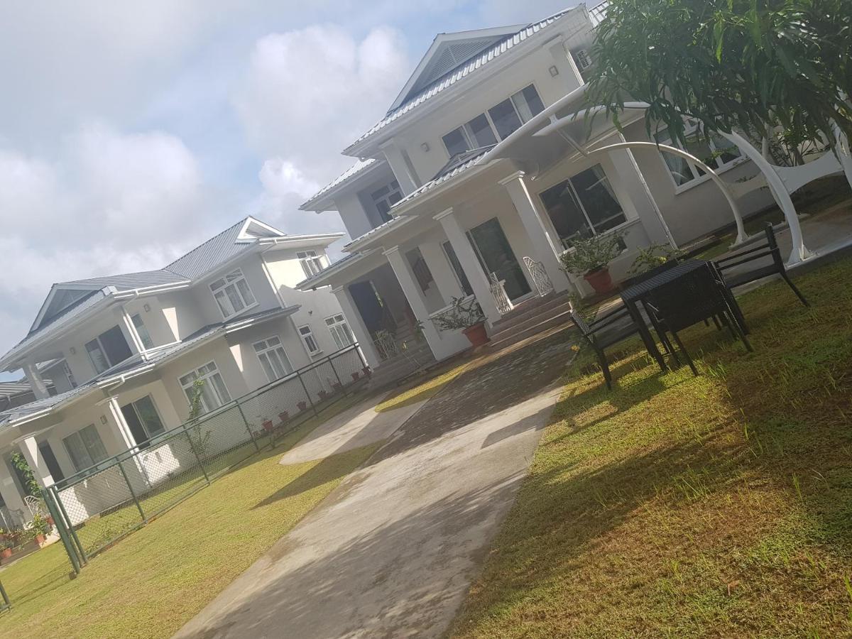 Maison Cattleya Selfcatering Apartment Anse Royale Bagian luar foto