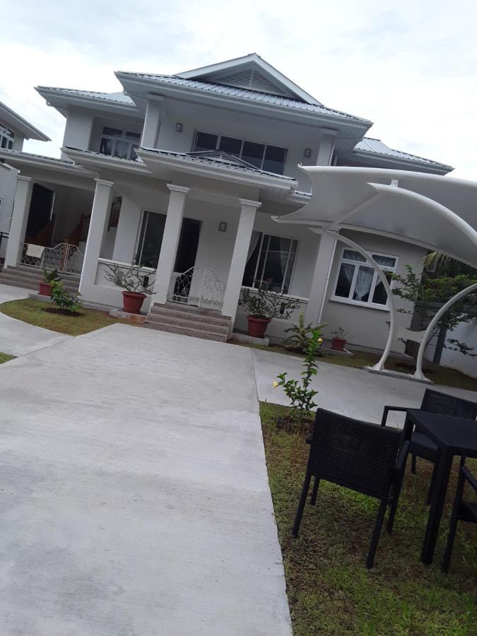 Maison Cattleya Selfcatering Apartment Anse Royale Bagian luar foto